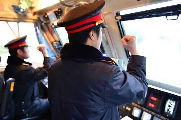 石家莊鐵路學(xué)校2020年火車司機專業(yè)學(xué)費多少？