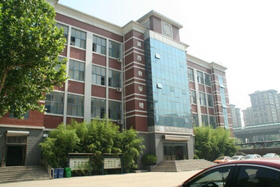 石家莊有沒(méi)有地鐵學(xué)校？