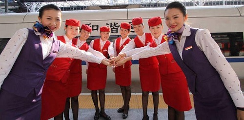 讀高鐵乘務(wù)專業(yè)年齡大后會不會被辭退？