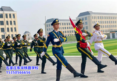 石家莊東華鐵路學(xué)校管的嚴(yán)嗎？可以隨便出入學(xué)校嗎？