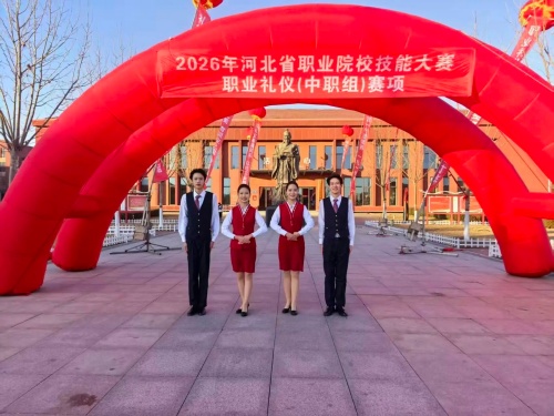 初三女生適合學(xué)什么？石家莊東華鐵路學(xué)校鐵道運(yùn)輸服務(wù)專業(yè)好就業(yè)